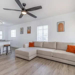 New Cozy 2br Heart Of Holiday home Tampa